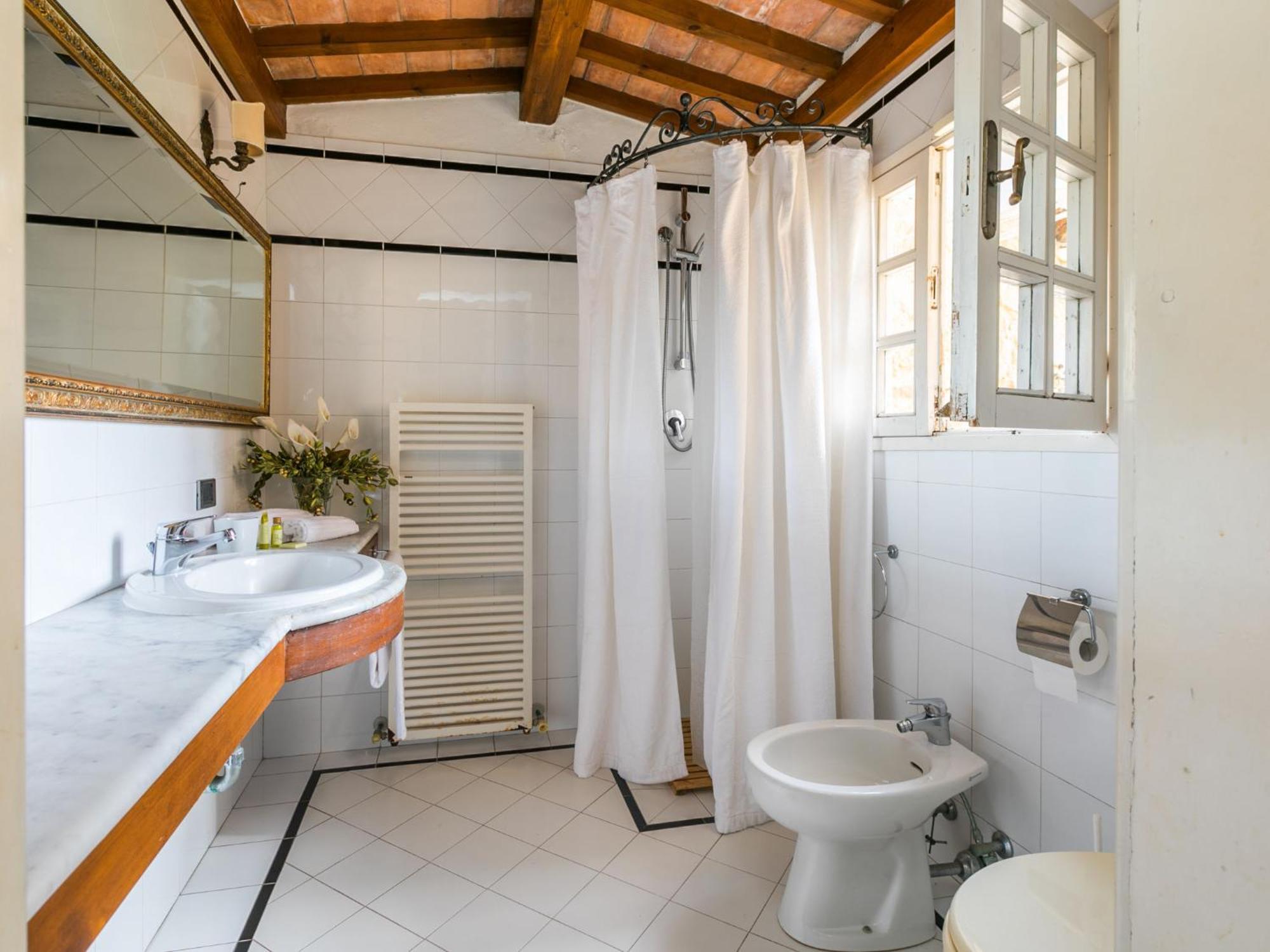 Villa Il Belvedere By Interhome Lari Bagian luar foto