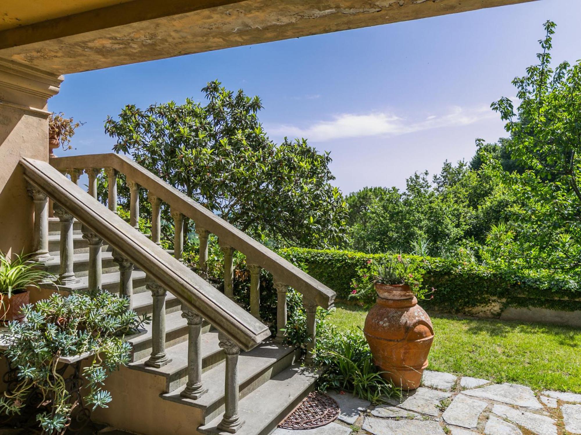 Villa Il Belvedere By Interhome Lari Bagian luar foto