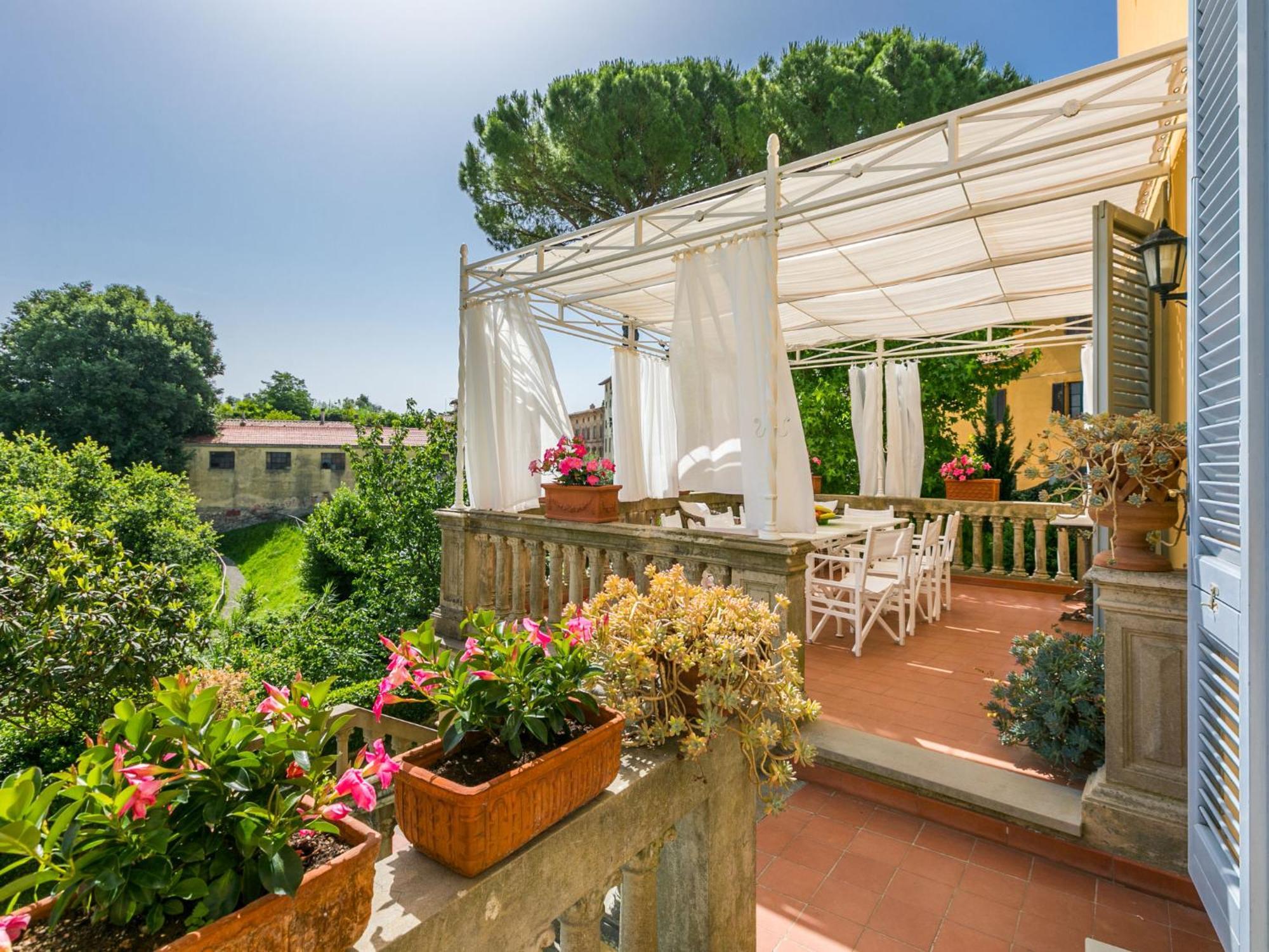 Villa Il Belvedere By Interhome Lari Bagian luar foto