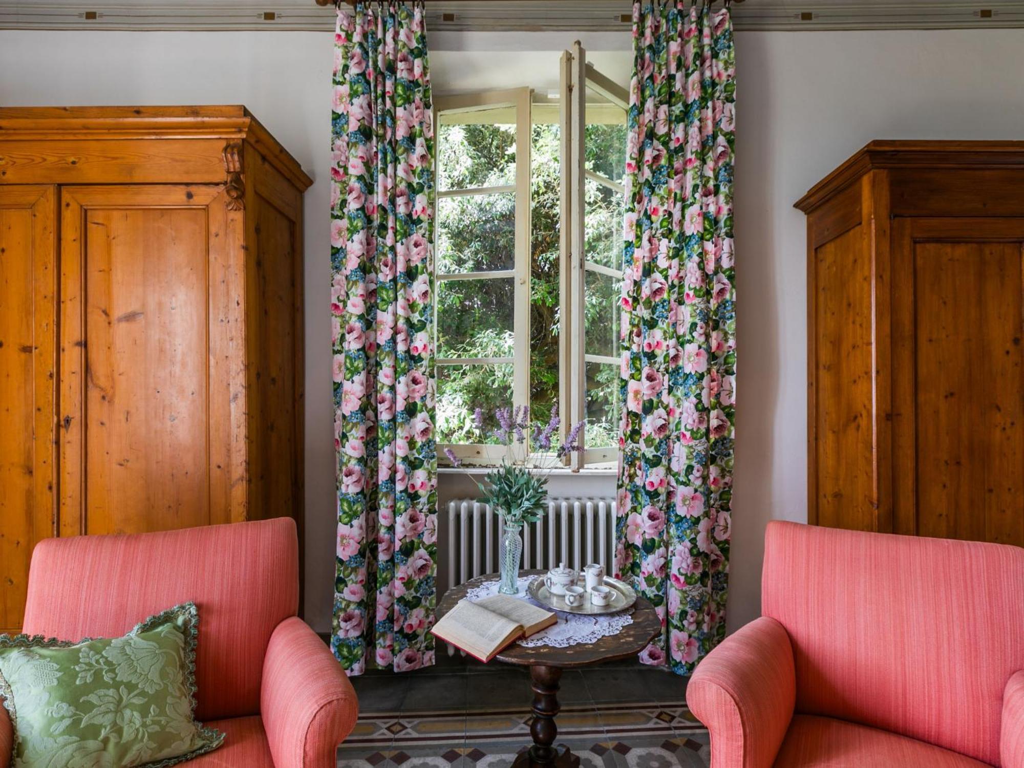 Villa Il Belvedere By Interhome Lari Bagian luar foto